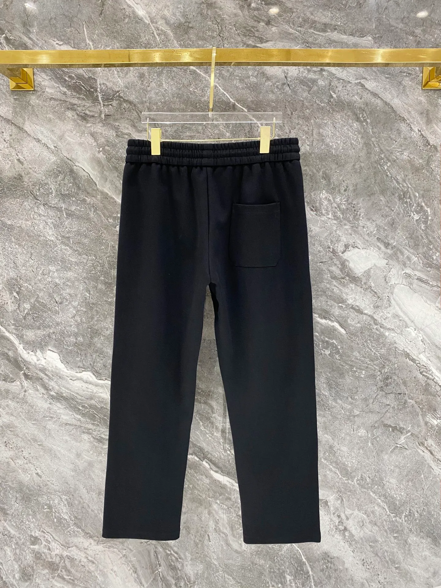 Casablanca Casablanca suit 26ss customized top-quality fabric new jacket casual pants, webbing letter embroidery stitching new show products‼ The product is in perfect condition, comfortable and warm, complete with three labels, full and attractive color, very outstanding design, customized hardware accessories can easily enhance the fashion sense, the workmanship is extremely elegant and rigorous, and the wiring is neat and meticulous! A masterpiece from a famous designer! The upper body does not look bloated and is super handsome! Sizes：M～XXXL